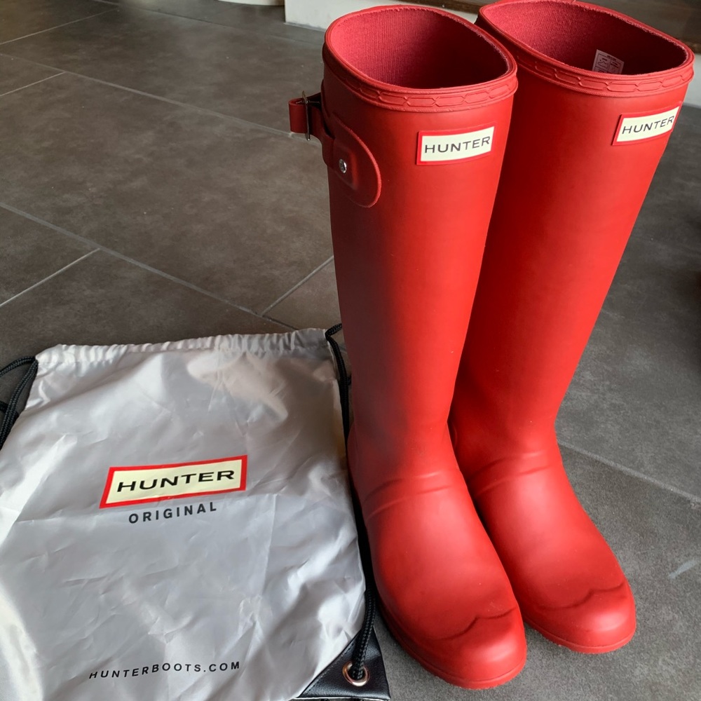 Authentic Hunter Red Rain Boots